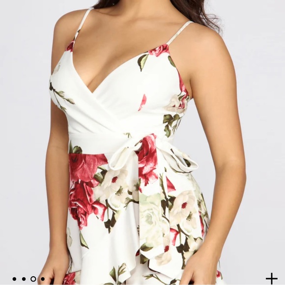 BRAND NEW WINDSOR rose romper in XS - Picture 8 of 9